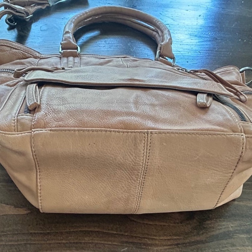 Day & Mood Hannah Leather Bag Large Hobo Crossbody Tote Pockets Utility Travel - Picture 5 of 14